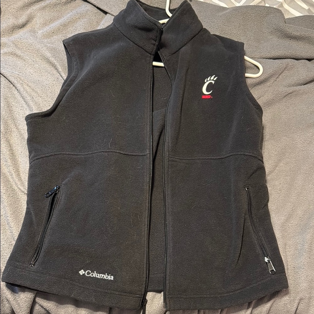 Columbia Black Fleece Vest